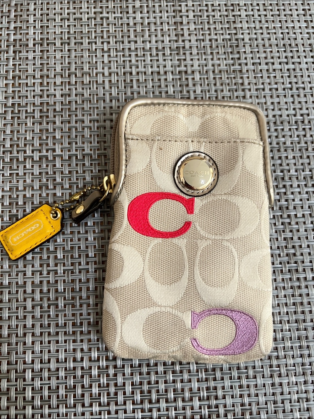 COACH Beige Signature Canvas  Case with Red & Purple C Accents